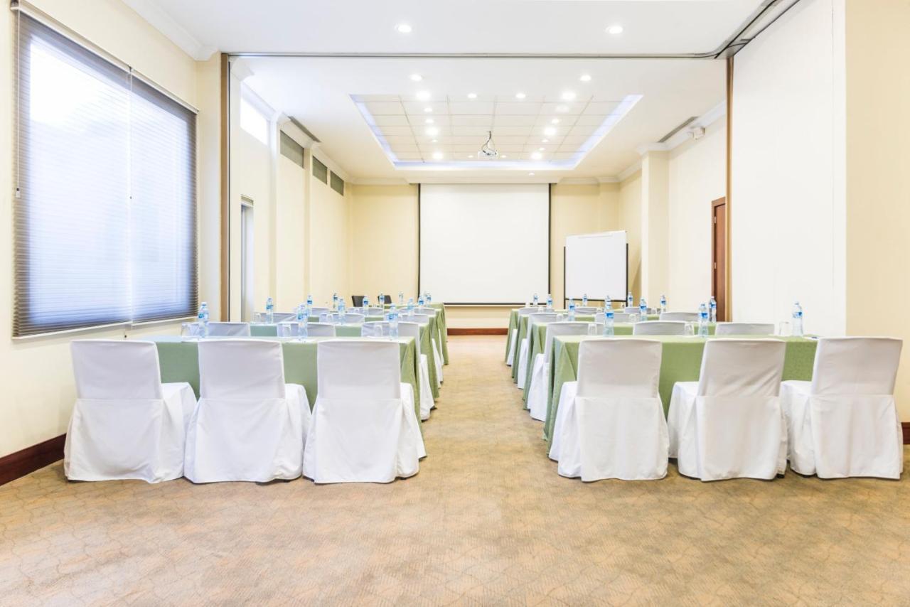 Holiday Inn Express Quito By Ihg Extérieur photo
