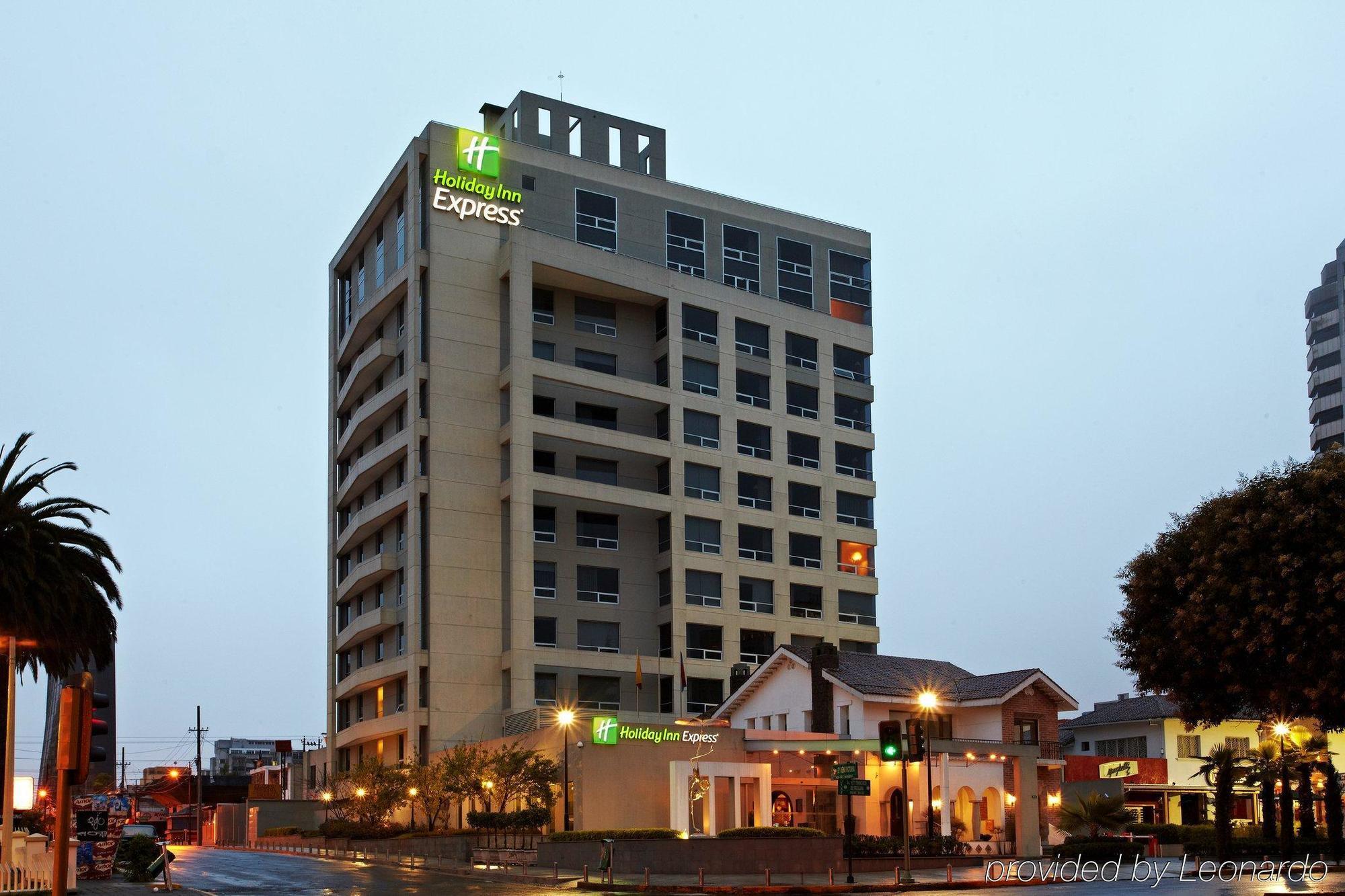 Holiday Inn Express Quito By Ihg Extérieur photo