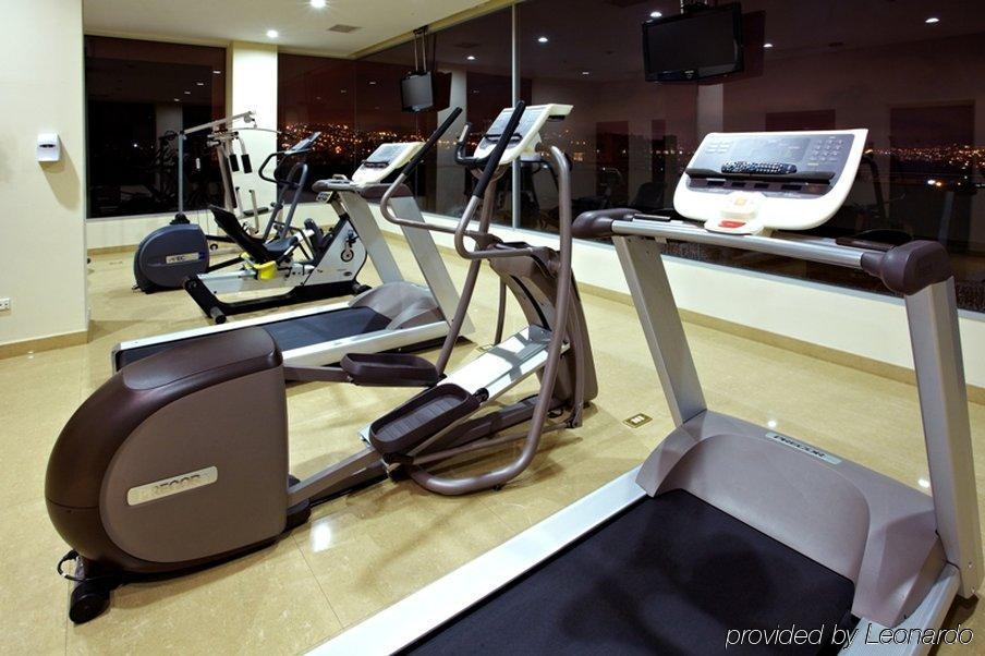 Holiday Inn Express Quito By Ihg Extérieur photo