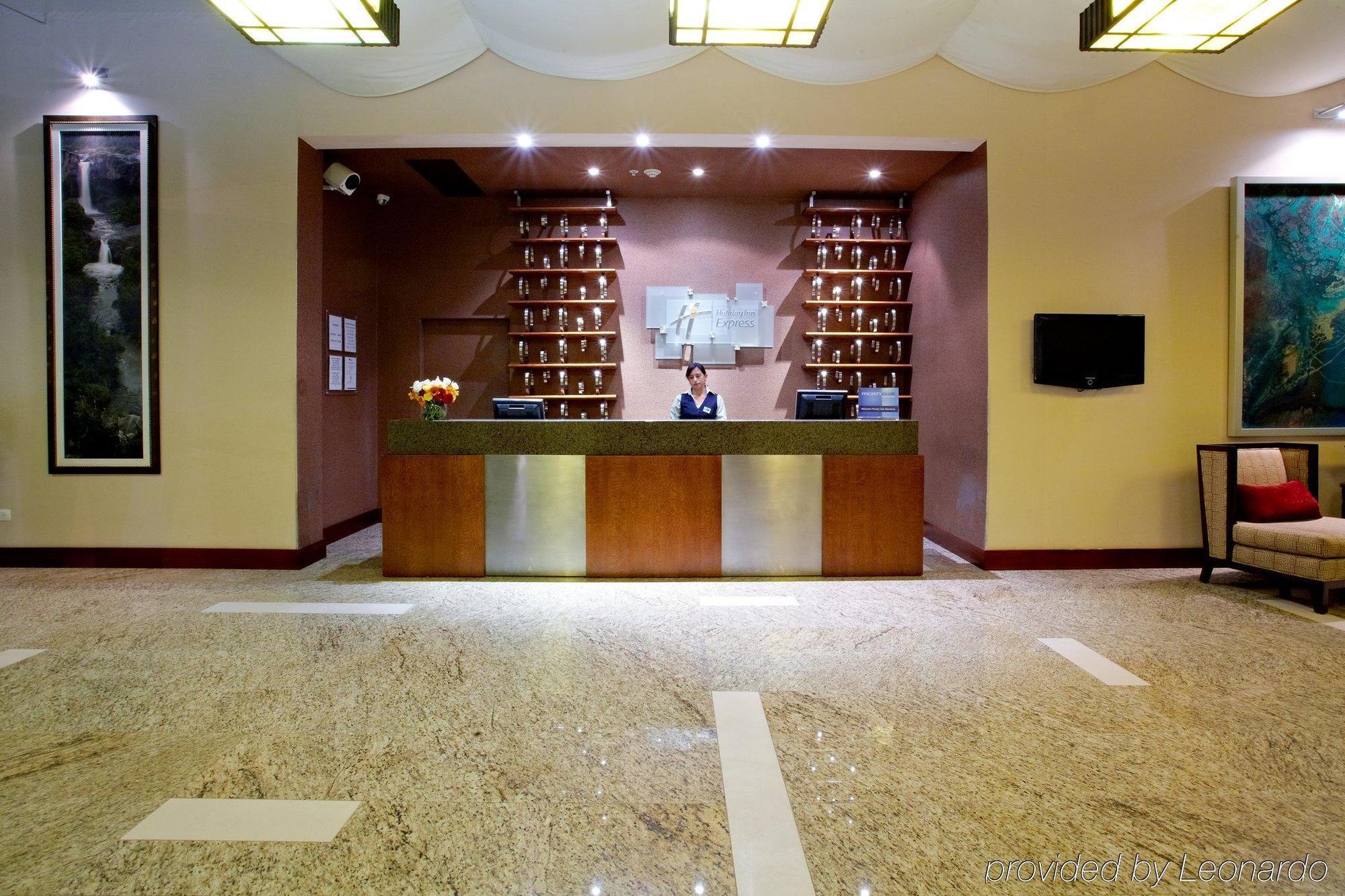Holiday Inn Express Quito By Ihg Extérieur photo
